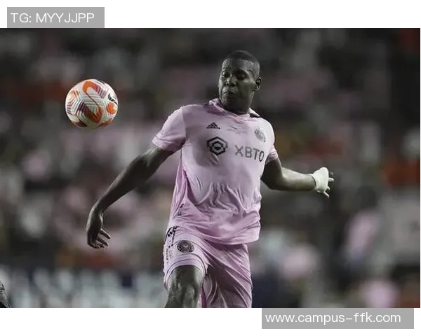 莱万多夫斯基状态下滑引发关注波兰神锋能否重回巅峰之路